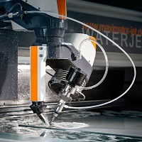 Гидроабразивная резка.jpg